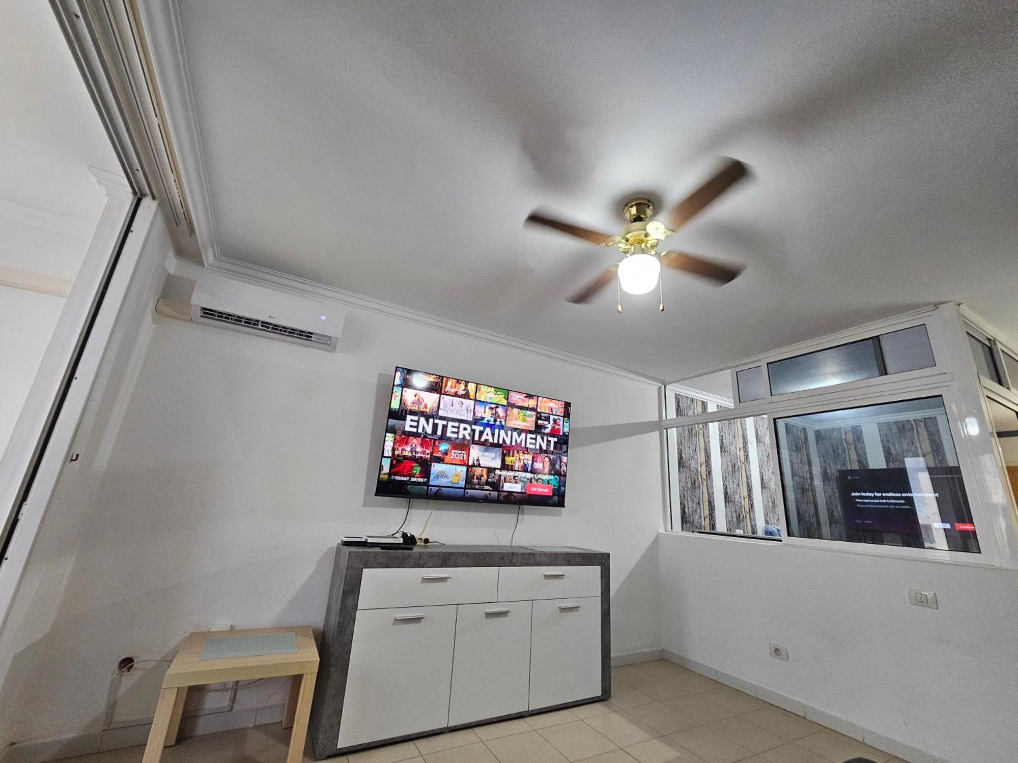 Cozy Studio, Aircon And 3 Pools Сан Мигел де Абона Екстериор снимка